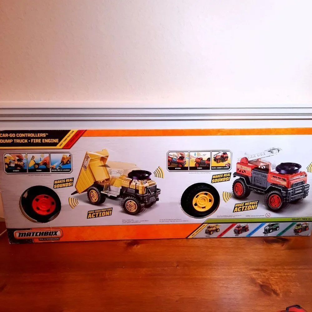 NEW Matchbox Car-Go Controllers Dump Truck Fire Engine set sounds cargo vehicles